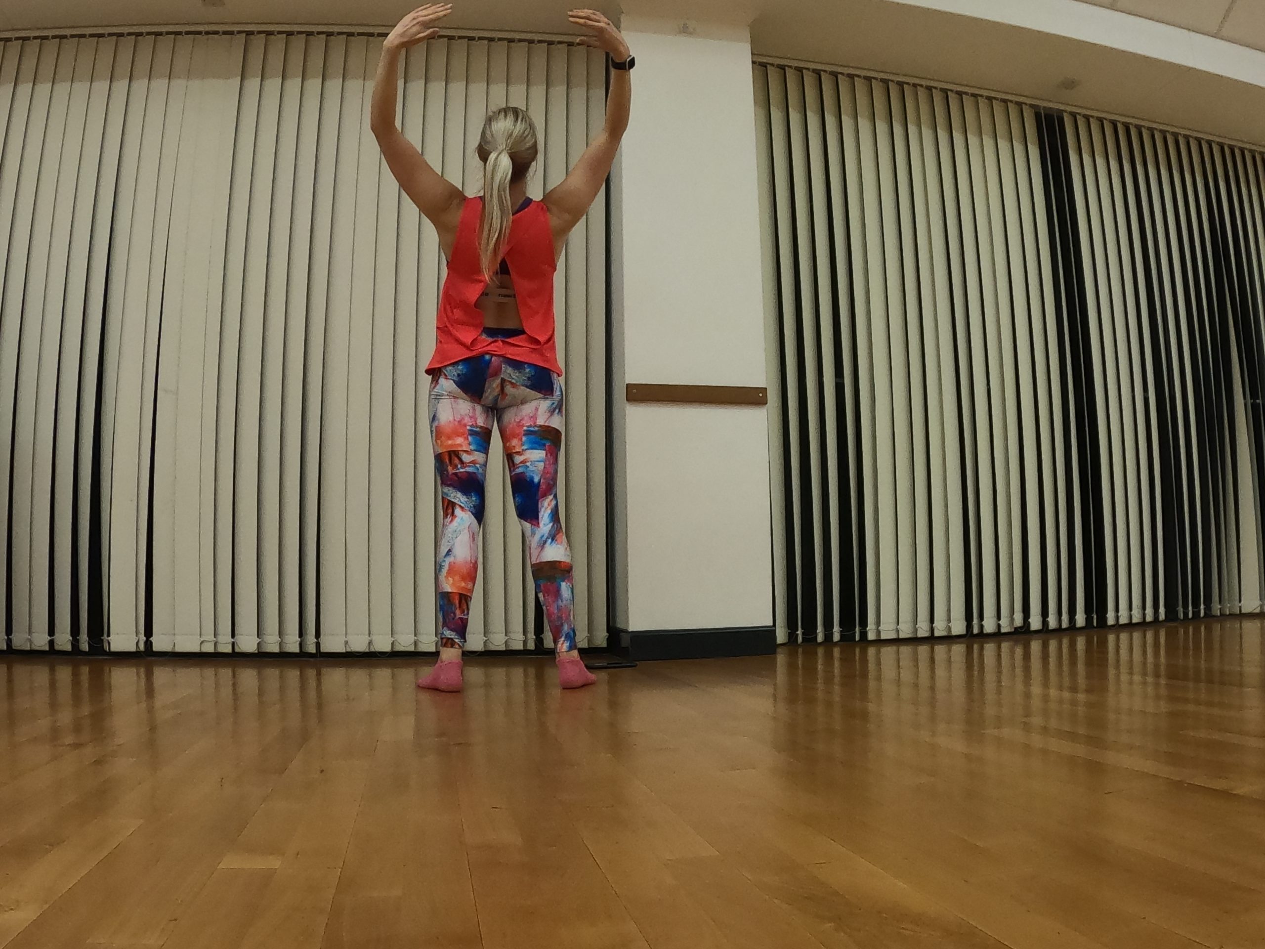 The perfect hip stretch for home and office | Move Wilder
