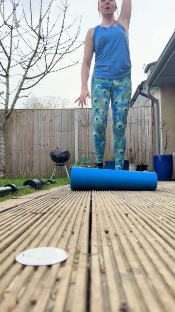 🦴 Women & Bone Health: Why Strength Training Matters

Over the last few years, as I’ve got closer to 40, I’ve become increasingly interested in bone health and how women can maintain and improve bone density.

Here are a few facts worth knowing:

1️⃣ Resistance training can improve bone density — research shows measurable improvements at the spine and hip, two areas particularly vulnerable to fractures.

2️⃣ Bone loss accelerates after menopause — falling oestrogen levels can contribute to changes in bone and muscle, increasing fracture risk.

3️⃣ Strength training improves function — it can improve strength, gait speed, balance and everyday movement in older women, even when muscle size changes very little.

So, how do you fit strength and cardio into a busy life?

Both are valuable, but if bone health is your priority, resistance training deserves a place near the top of your list. Short interval sessions can also be a time-efficient way to maintain cardiovascular fitness.

My takeaway?

Lift heavy(ish). Lift regularly. Your 80-year-old self will thank you. 💪🦴

I’ll be launching my women’s strength training programmes this autumn. If you’d like to find out more, get in touch:

📩 hannah@movewilder.co.uk

#WomensStrength #BoneHealth #StrengthTrainingForWomen #WomenWhoLift #ResistanceTraining #HealthyAgeing #StrongWomen #WomensFitness #BoneDensity #MenopauseHealth #Perimenopause #StrengthAndMobility #FunctionalStrength #LiftWeights #MoveWilder #TrainForLife #InjuryPrevention #HealthyAgeing #StrongForLife #WomensHealth