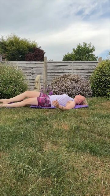 Day one of my core mini series come and workout with me for just 10 minutes and feel the difference.

Full workout at https://youtu.be/QihoenQqi0k

If you enjoy structured, intelligent Pilates workouts that build real strength and resilience, subscribe and join the community. Join my Ondemand and Live Pilates classes at www.movewilder.co.uk 

#PilatesForBeginners #CoreStrength #PilatesWorkout #HomePilates #BusyProfessional #MatPilates #PostureCorrection #DeepCore #BackStrength #AtHomeWorkout